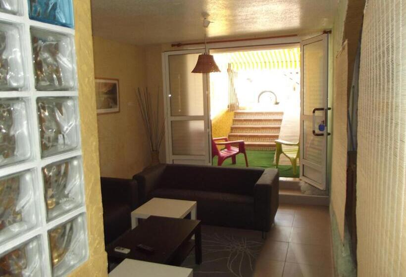 Студия Стандарт, Hostal Alba