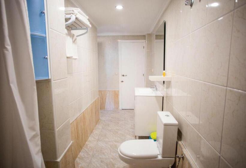Апартаменты 1 Спальня, Hostal Alba