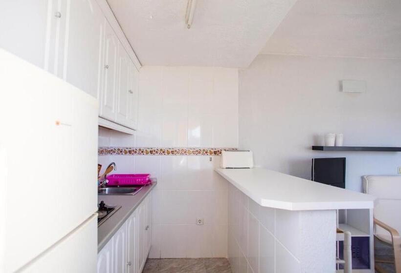 Апартаменты 1 Спальня, Hostal Alba