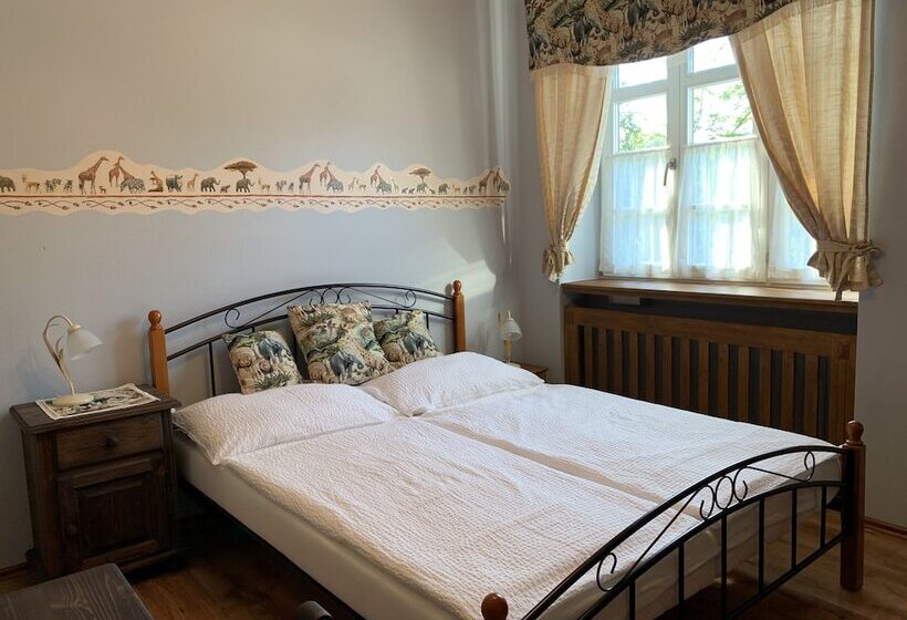 Апартаменты 1 Спальня с Балконом, Pension Amadeus & Apartments