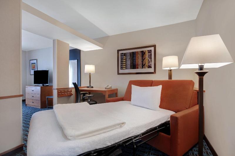 스탠다드 스튜디오 킹침대, Fairfield Inn & Suites By Marriott Detroit Metro Airport Romulus