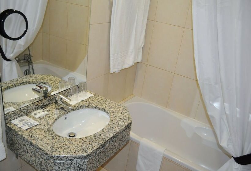 标准三人间, Aleluia