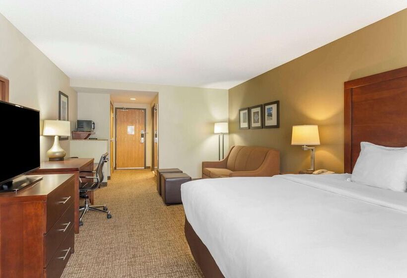 جناح لذوى الاحتياجات الخاصة, Comfort Inn & Suites