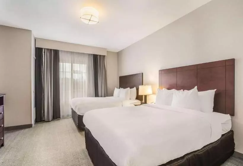 Sviitti, Comfort Inn & Suites