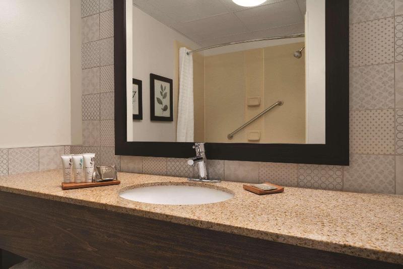 Стандартный Номер Кровать Кинг, Country Inn & Suites By Radisson, Grand Rapids East, Mi