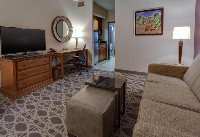 适合残疾人士使用的套间, Drury Inn & Suites Las Cruces