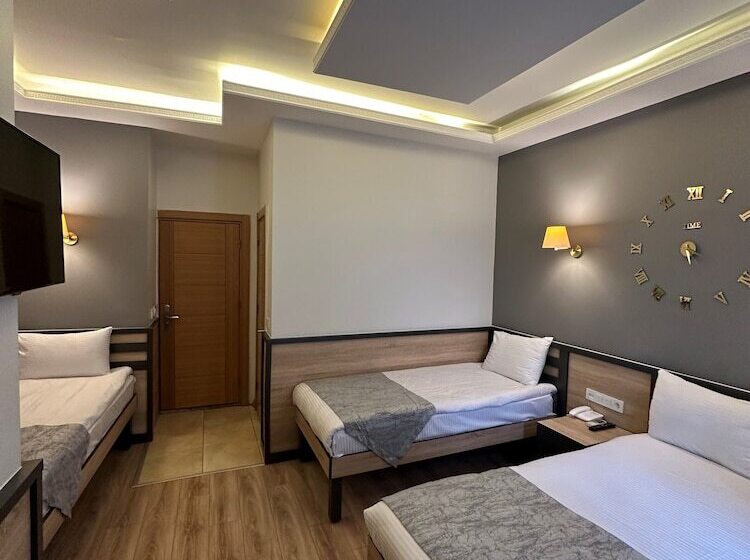 اتاق سوپریور چهار تخته, Ethnica Hotel Old City