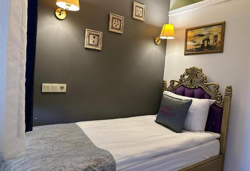 Pokój Superior Trzyosobowy, Ethnica Hotel Old City