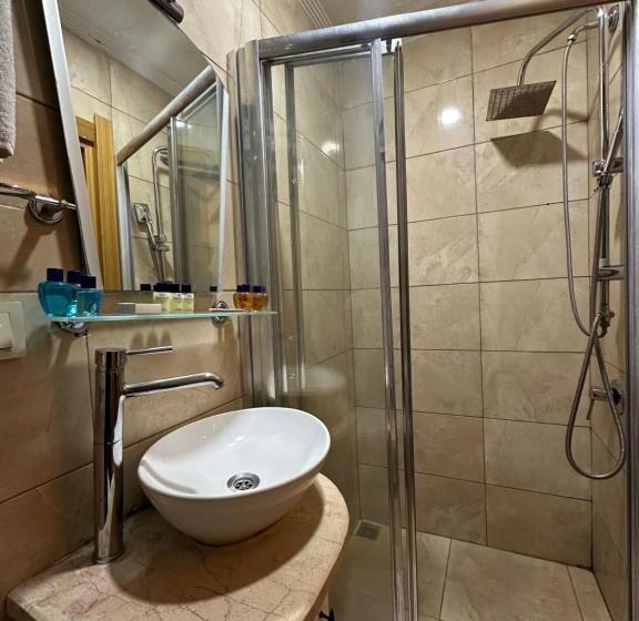 Pokój Deluxe Trzyosobowy, Ethnica Hotel Old City