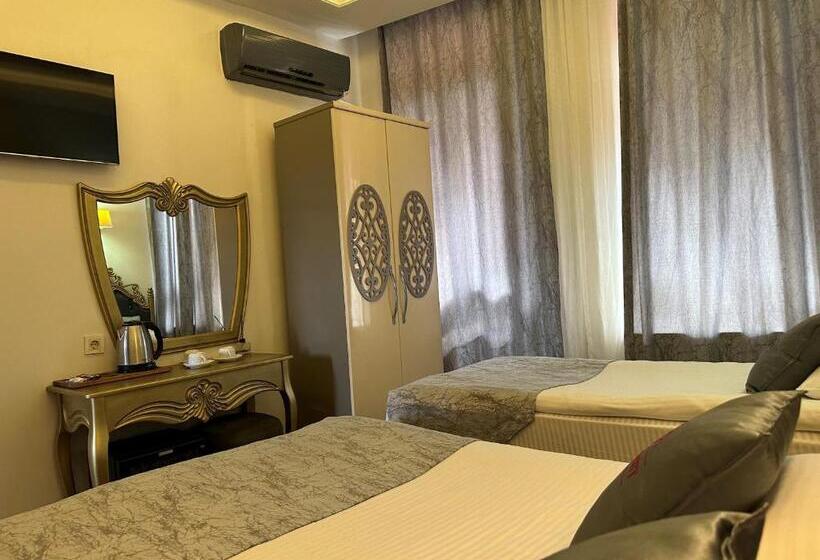 Pokój Deluxe Trzyosobowy, Ethnica Hotel Old City