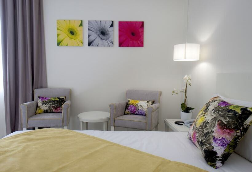 スタンダードルーム, Primavera Perfume