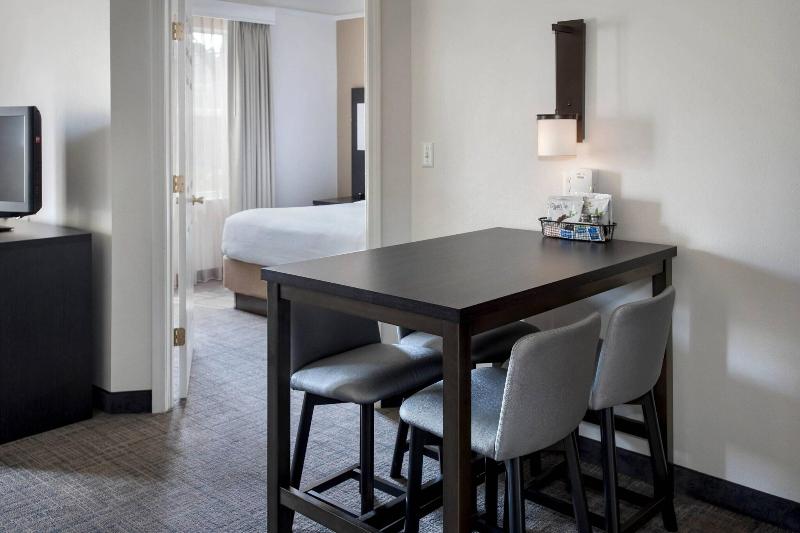 스위트, Residence Inn Silver Spring