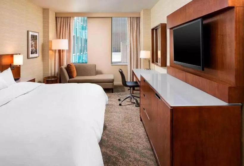 اتاق استاندارد با تخت بزرگ, The Westin Minneapolis