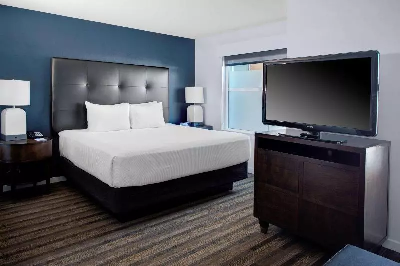 キングサイズベッドのスタンダードルーム, Hyatt House Shelton