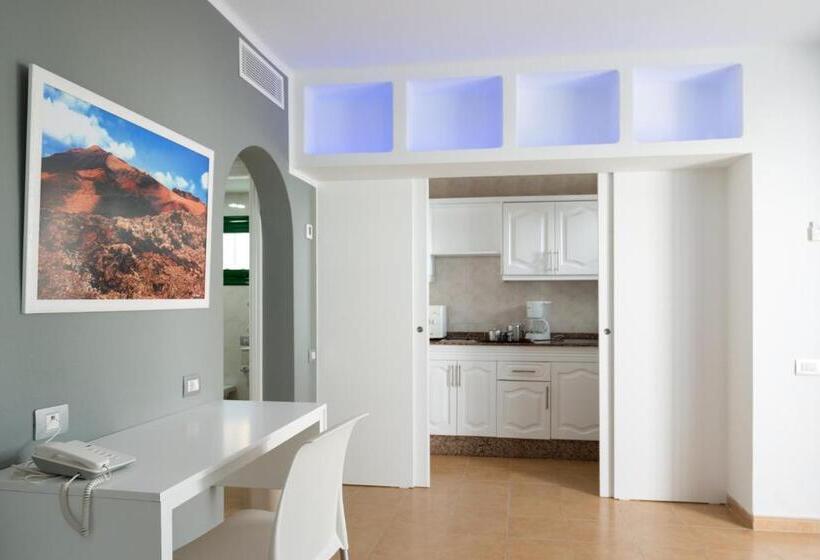 침실 2개 아파트, Hyde Park Lane