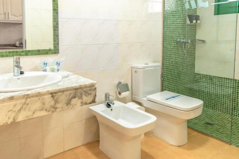 스탠다드 스튜디오, Hyde Park Lane