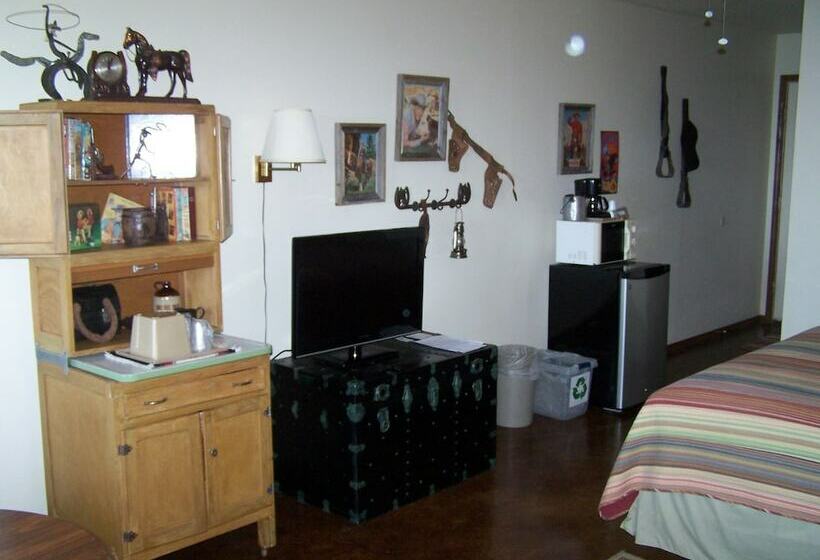 Standard Single Room Single Bed, Pointe West Resort Motel