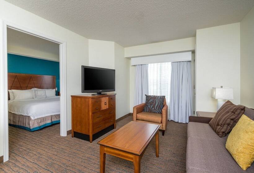 جناح, Residence Inn By Marriott Salisbury