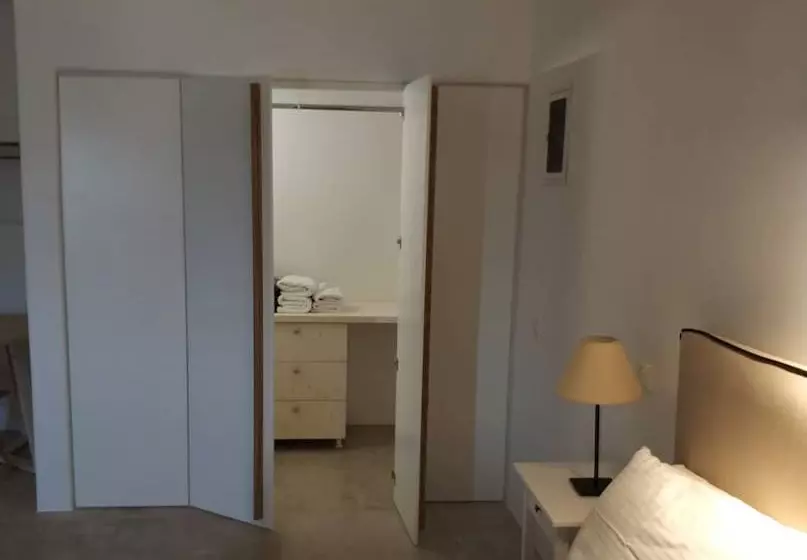 デラックススイート, Stagones Luxury Villas
