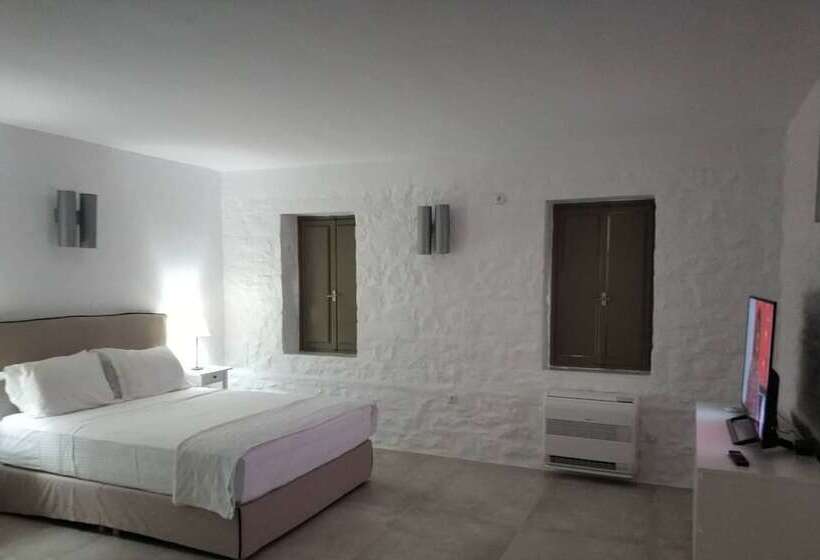 סוויטה דלוקס, Stagones Luxury Villas