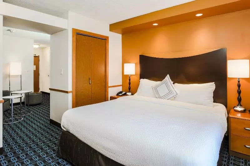キングサイドベッドのスタンダードワンルーム, Fairfield By Marriott Wilkes Barre