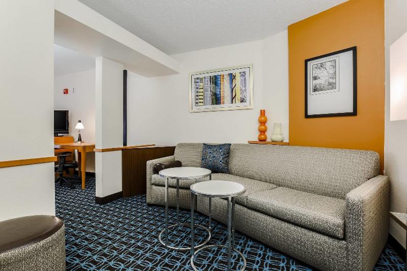 キングサイドベッドのスタンダードワンルーム, Fairfield By Marriott Wilkes Barre