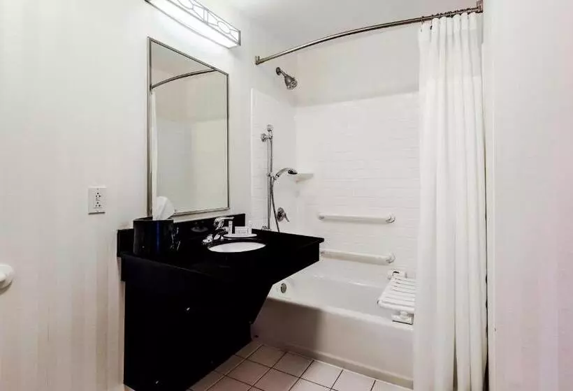 障害者適応デラックスルーム, Fairfield By Marriott Wilkes Barre
