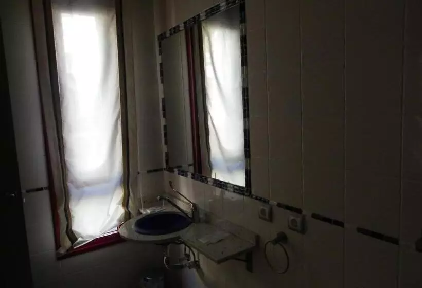 اتاق استاندارد, Hostal Sierra