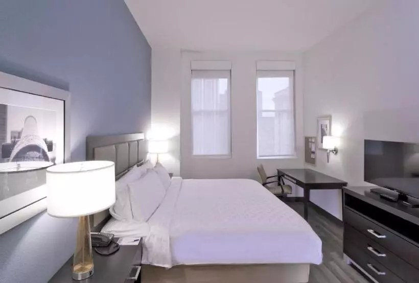キングサイドベッドのスタンダードワンルーム, Candlewood Suites Baltimore   Inner Harbor, An Ihg