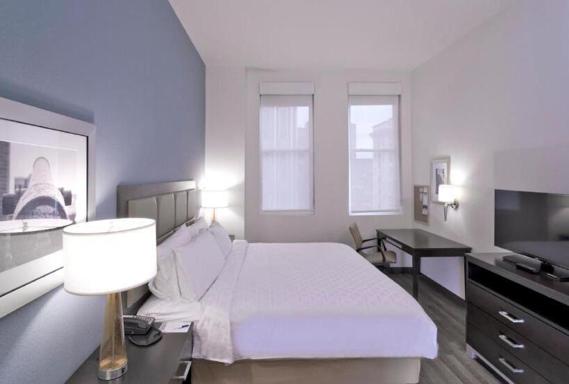 スタンダードスタジオ, Candlewood Suites Baltimore   Inner Harbor, An Ihg