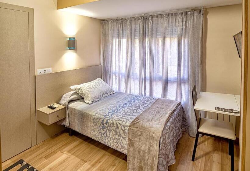 اتاق اکونومی یک تخته, Hostal Real Aranjuez
