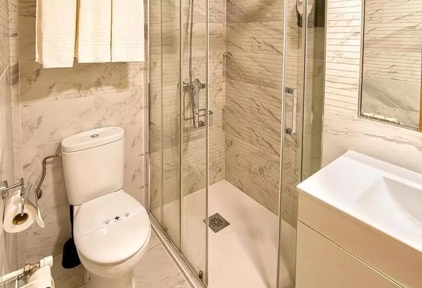 اتاق استاندارد سه نفره, Hostal Real Aranjuez