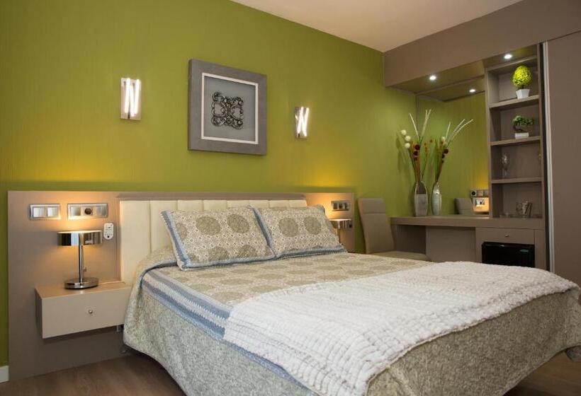 سوییت جونیور, Hostal Real Aranjuez