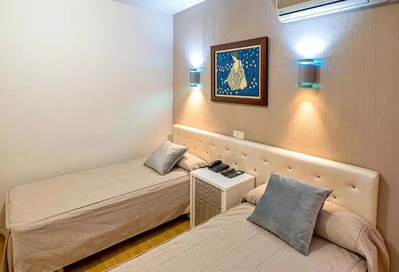 اتاق اکونومی, Hostal Real Aranjuez