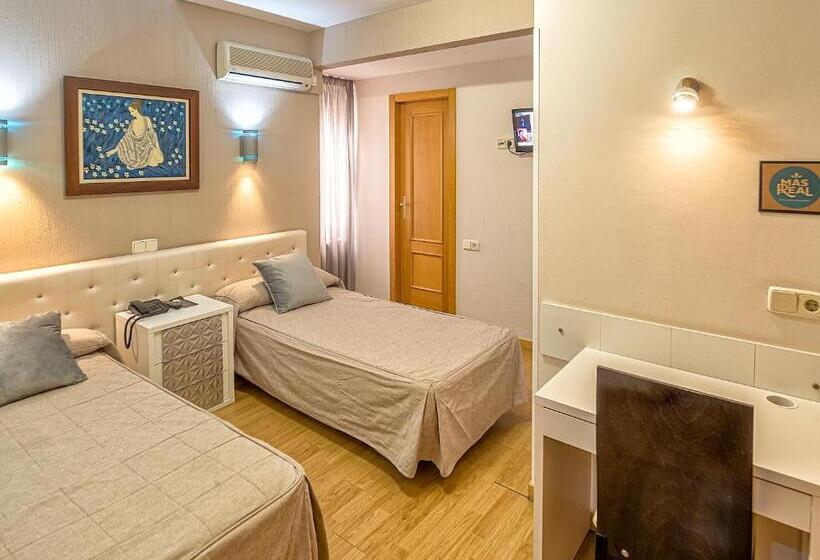 اتاق اکونومی, Hostal Real Aranjuez