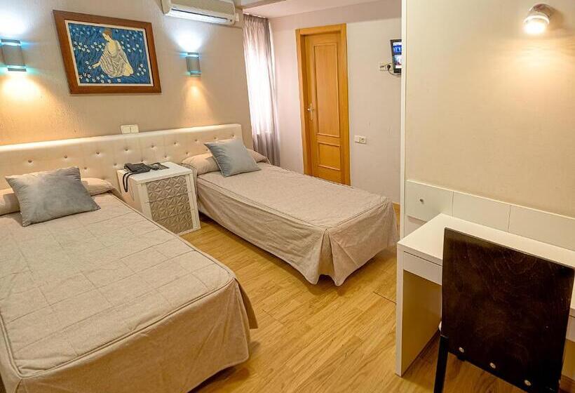 اتاق اکونومی, Hostal Real Aranjuez