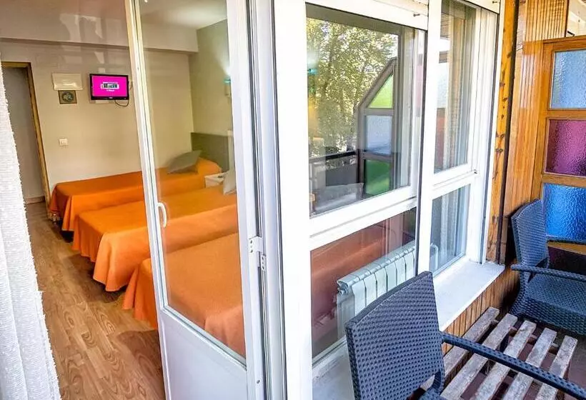 اتاق سوپریور سه تخته, Hostal Real Aranjuez