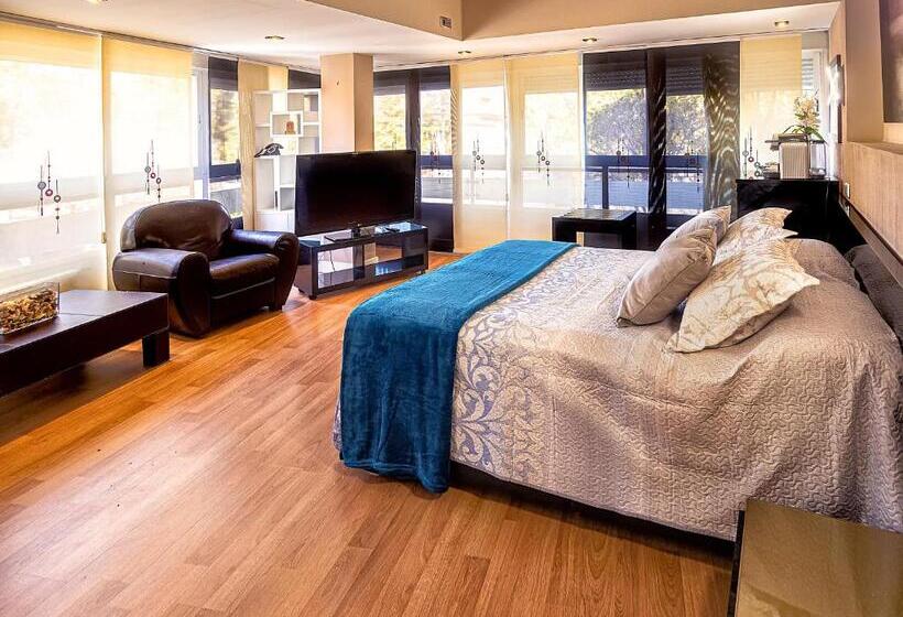 اتاق لوکس, Hostal Real Aranjuez