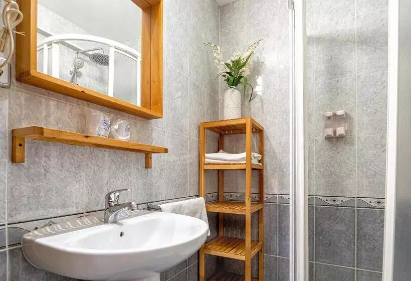 اتاق لوکس, Hostal Real Aranjuez