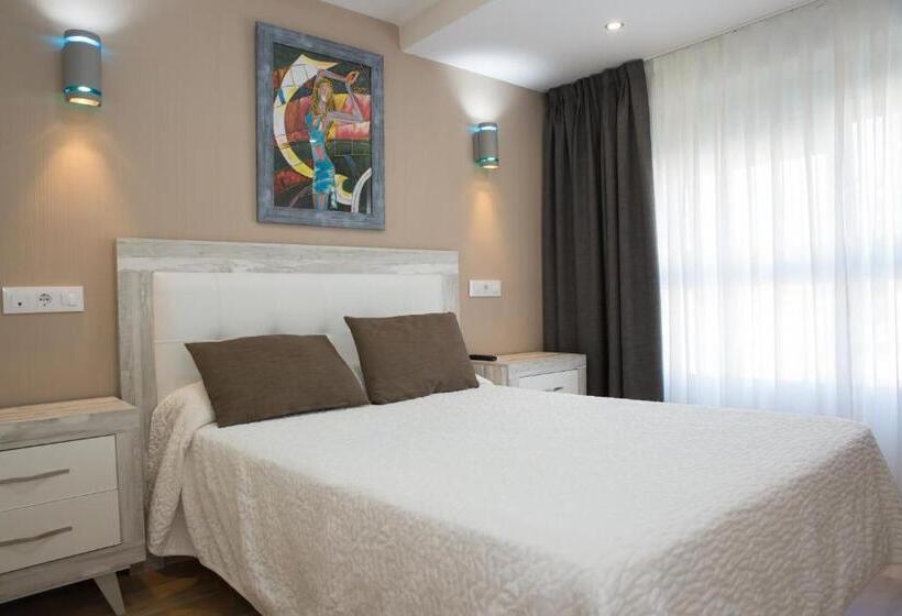 اتاق لوکس, Hostal Real Aranjuez