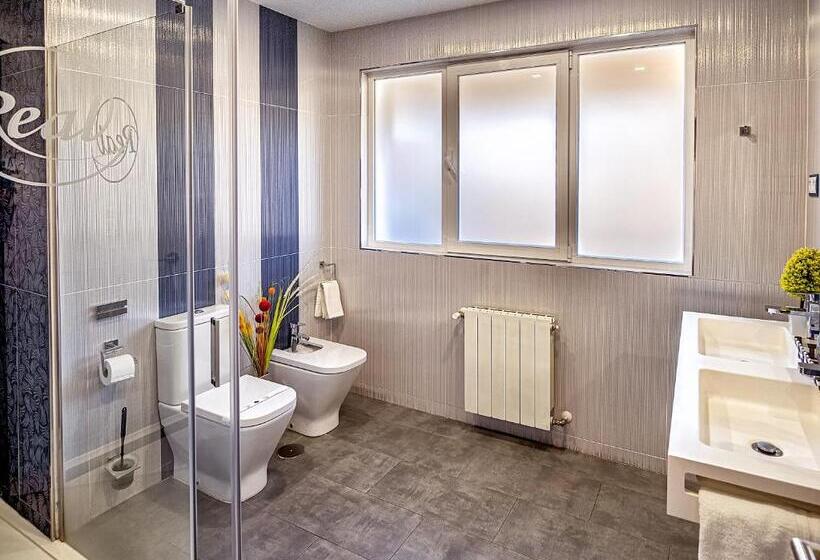 سوییت جونیور, Hostal Real Aranjuez