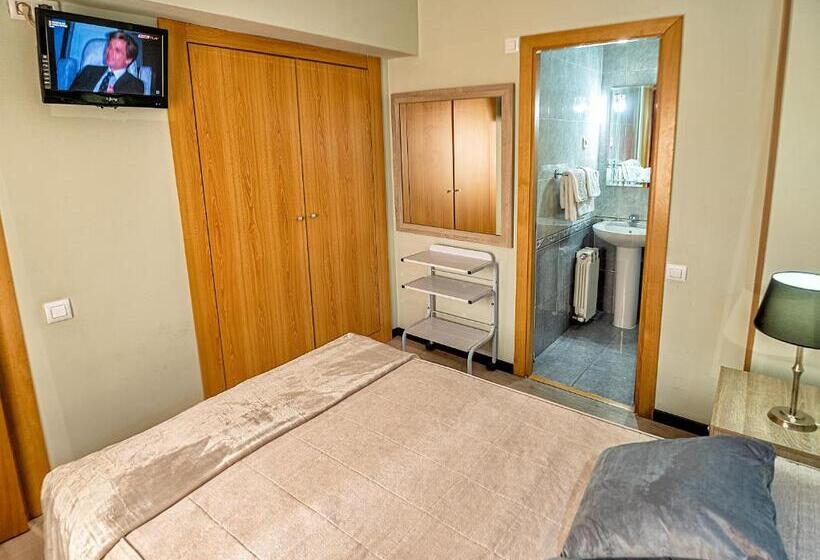 اتاق اکونومی, Hostal Real Aranjuez