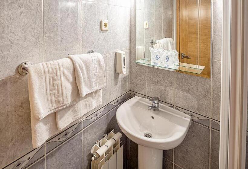 اتاق اکونومی, Hostal Real Aranjuez