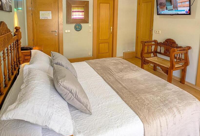 اتاق سوپریور خانوادگی, Hostal Real Aranjuez
