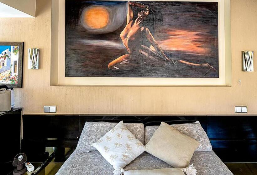 اتاق لوکس, Hostal Real Aranjuez