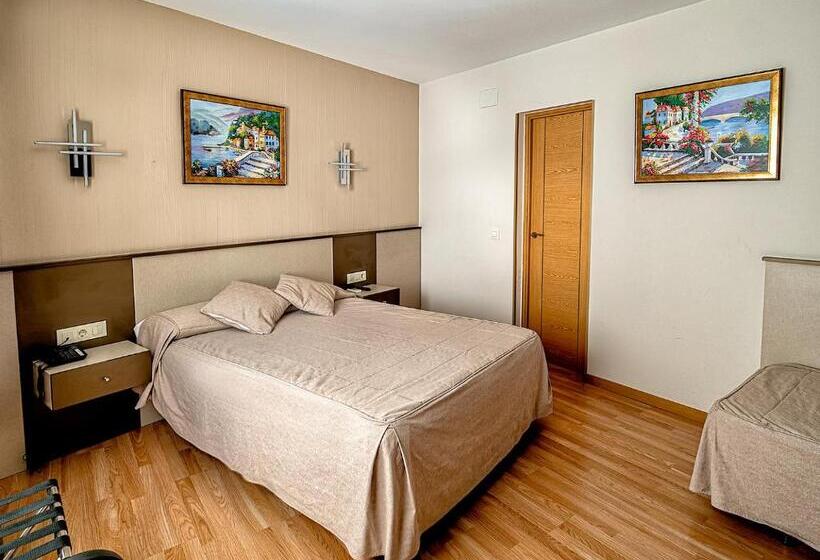 اتاق استاندارد سه نفره, Hostal Real Aranjuez