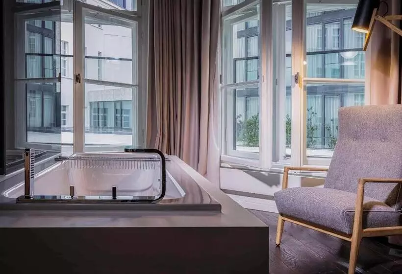 Junior Suite, SO/ Berlin Das Stue