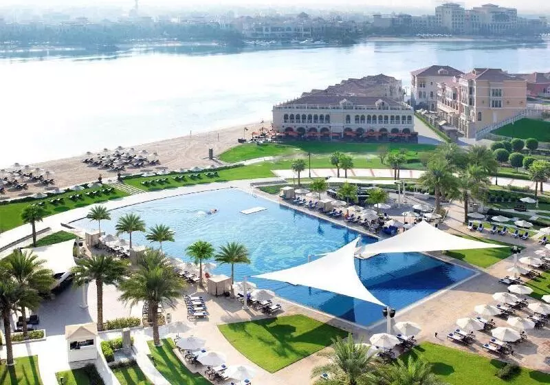 エクゼクティブスイート, The Ritzcarlton Abu Dhabi  Grand Canal