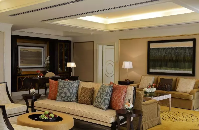 クラブスイート, The Ritzcarlton Abu Dhabi  Grand Canal
