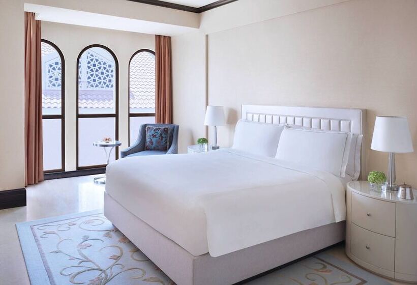 Люкс 2 Спальни, The Ritzcarlton Abu Dhabi  Grand Canal